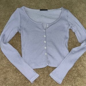 Brandy Melville lilac button up cropped cardigan fits like a small/medium